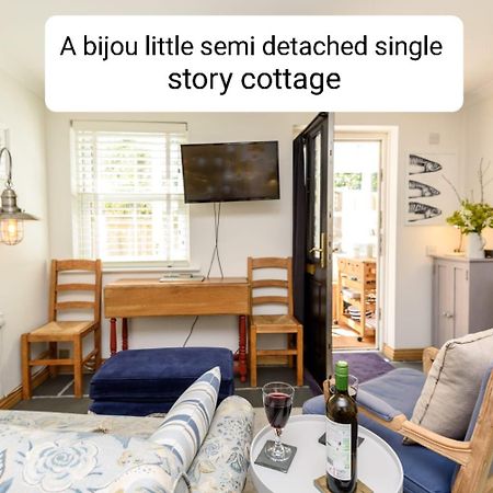 Bijou Coastal Apartment In Polperro With Hot Tub Onsite Parking Downhill Walk To Village Экстерьер фото
