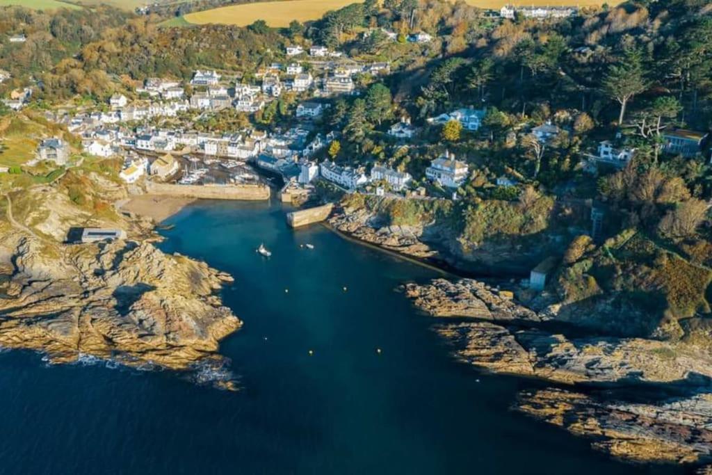 Bijou Coastal Apartment In Polperro With Hot Tub Onsite Parking Downhill Walk To Village Экстерьер фото
