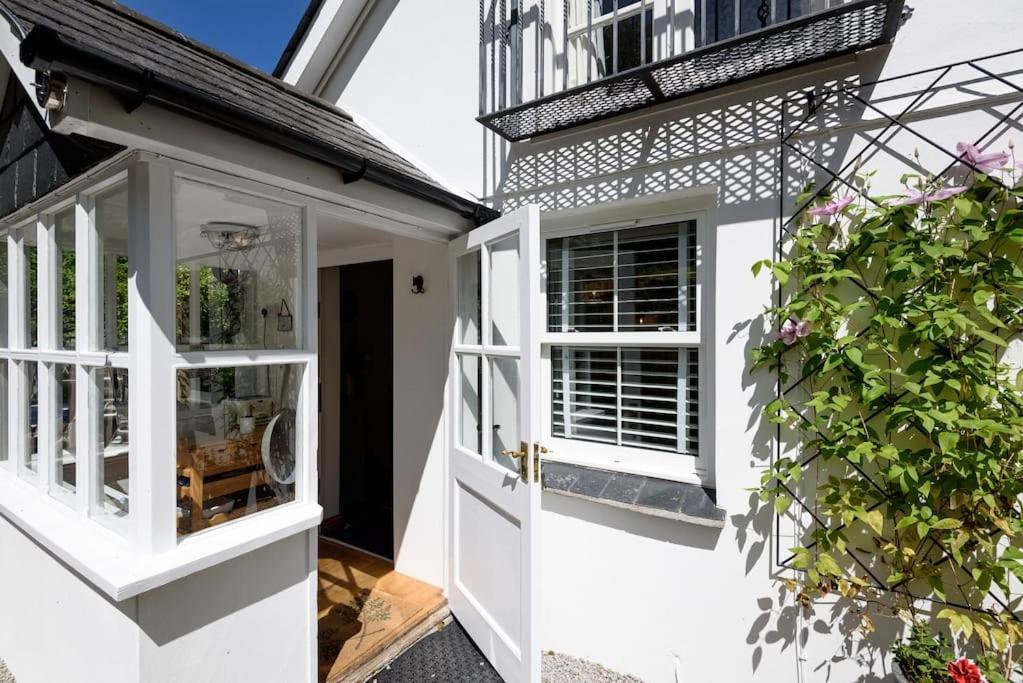 Bijou Coastal Apartment In Polperro With Hot Tub Onsite Parking Downhill Walk To Village Экстерьер фото