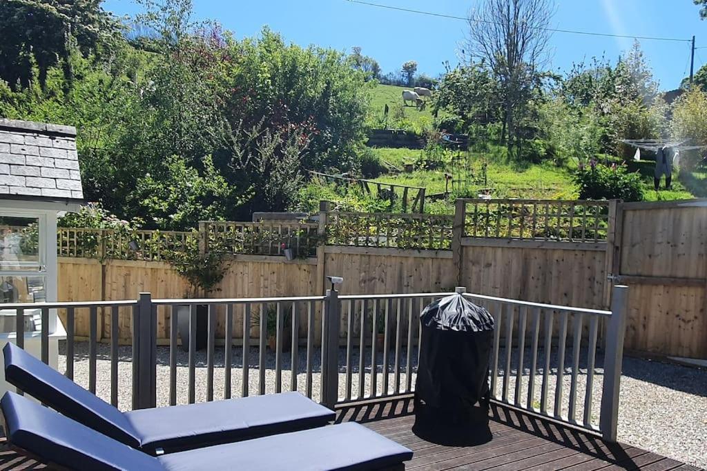 Bijou Coastal Apartment In Polperro With Hot Tub Onsite Parking Downhill Walk To Village Экстерьер фото