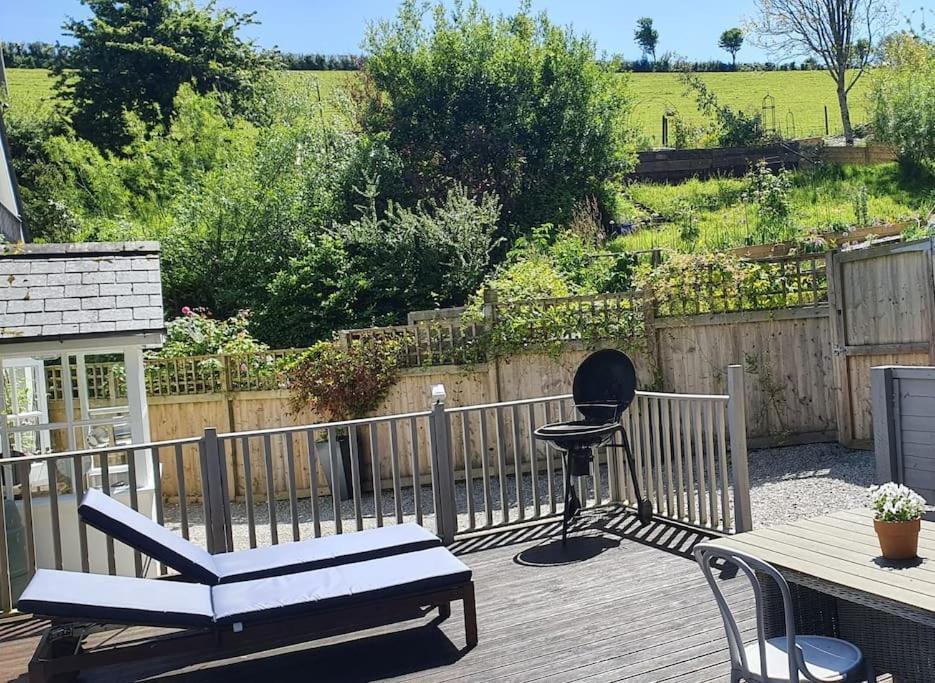 Bijou Coastal Apartment In Polperro With Hot Tub Onsite Parking Downhill Walk To Village Экстерьер фото